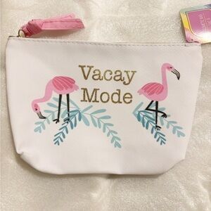Cosmetic bag vacay mode